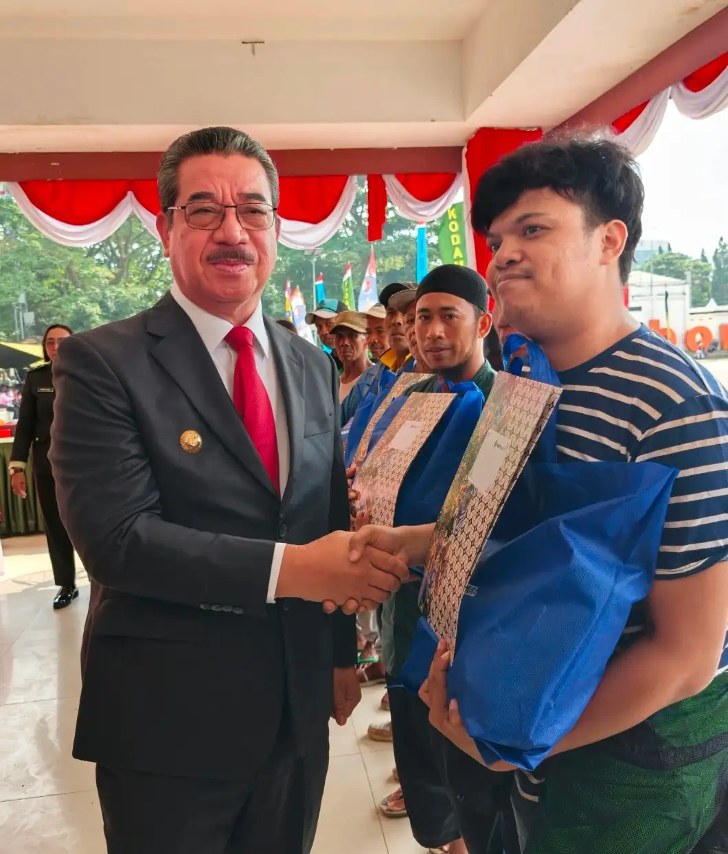 Gubernur Maluku Hadiri HUT ke-81 TNI di Lapangan Merdeka Ambon