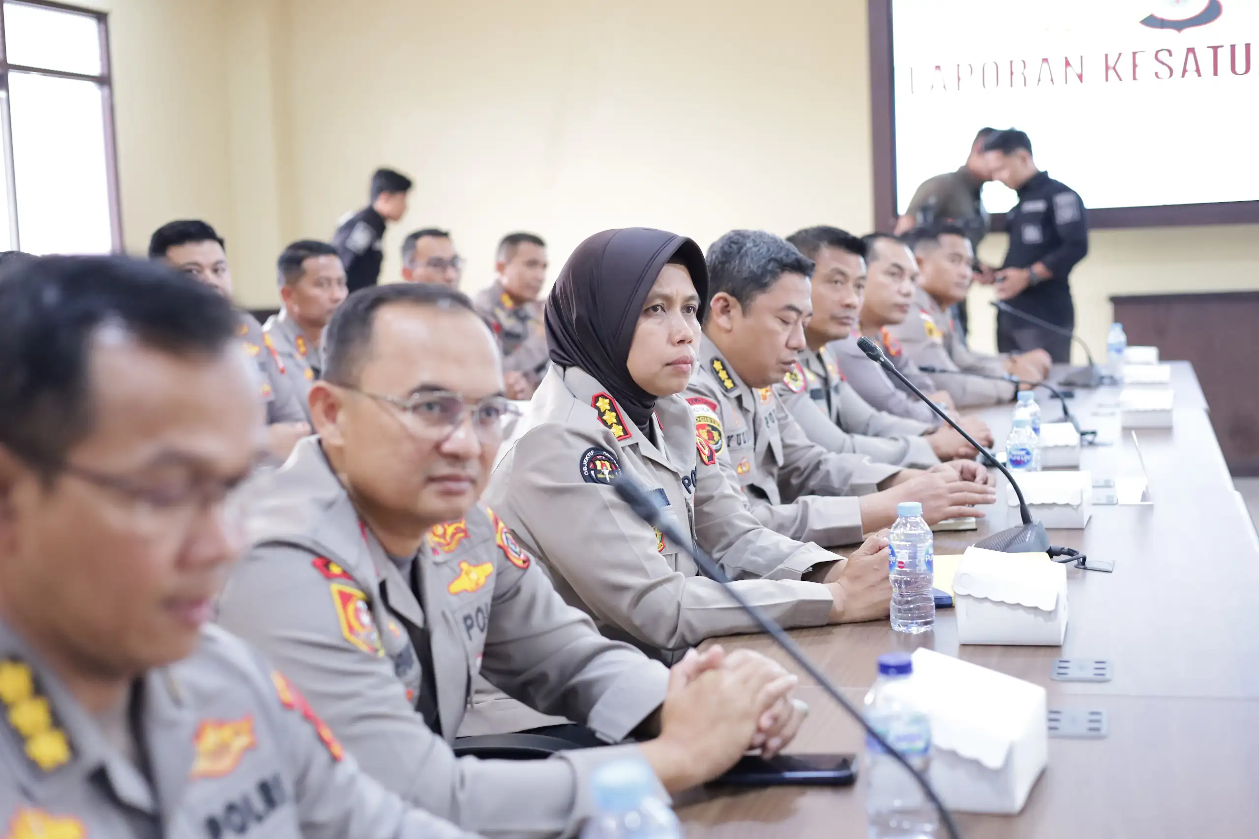 Pimpin Laporan Kesatuan, Kapolda Maluku Irjen Pol Suwondo Nainggolan Tekankan Filosofi “Roso, Nalar, Rogo” dan Pelayanan Tanpa Arogansi