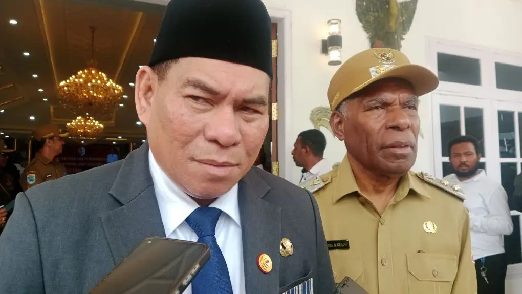 Ini Alasan Bupati Samaun Memilih Arif Rumagesan Jadi Sekda Fakfak