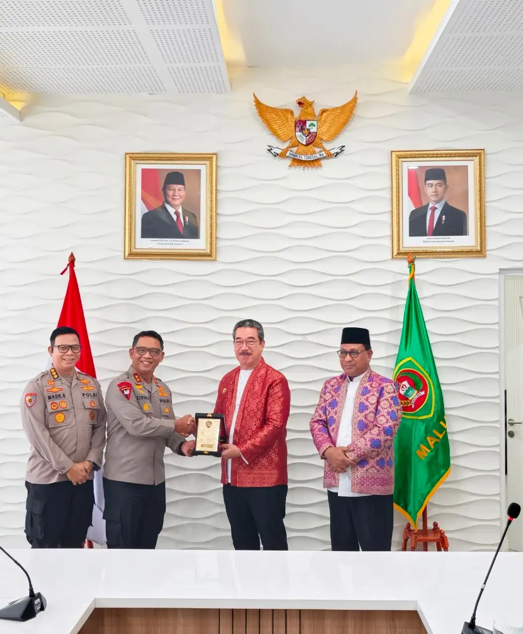 Terima Kapolda Maluku yang Baru, Lewerissa Tekankan Sinergi Jaga Stabilitas Keamanan