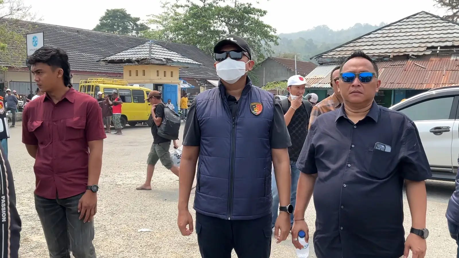 Berupaya Putus Jalur Narkoba, Dirresnarkoba Polda Maluku Pimpin Razia Gabungan di Pelabuhan Hitu