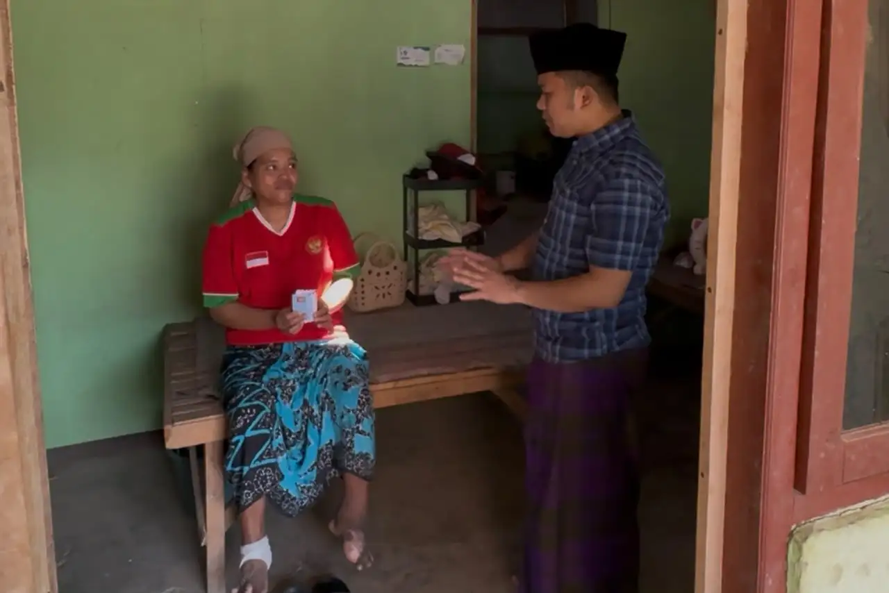 Belum Tersentuh PKH Meski Masuk Desil 3, Slamet Ariyadi Sambangi Ibu Munayah di Sampang