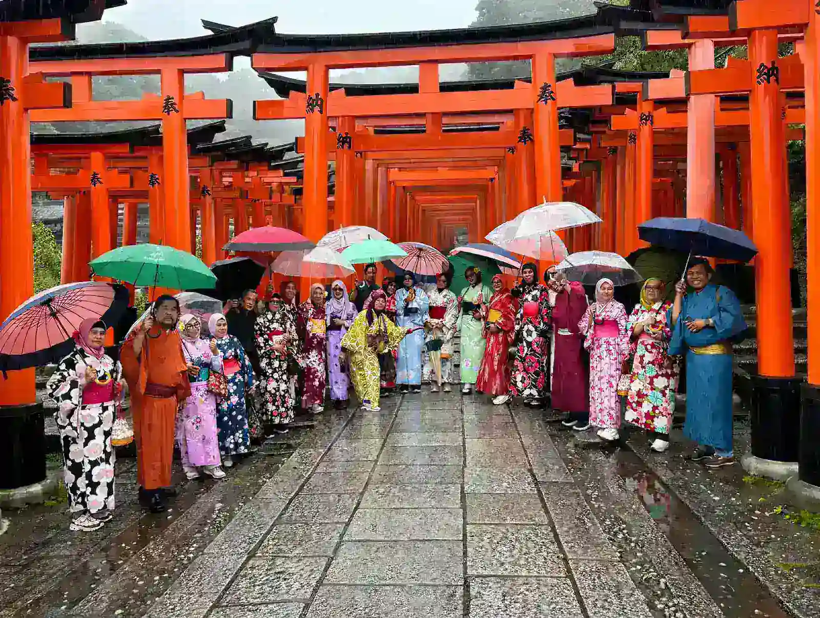 PERRUAS Gelar Pentas Puisi  ;  Satukan Suara Sastra dan Mempererat Persaudaraan di Osaka