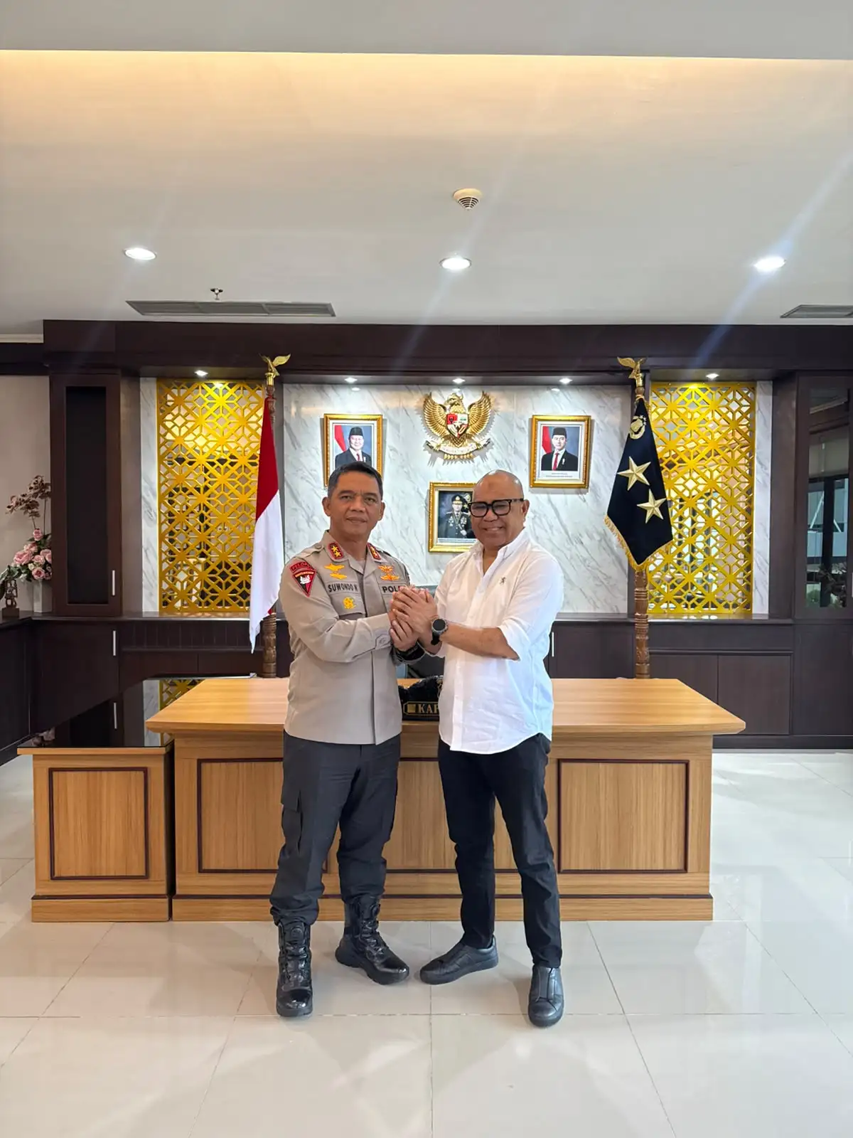 KETUM DPP KKBMM H. DJAMALUDIN KOEDOEBOEN BERSILATURAHMI DENGAN KAPOLDA MALUKU, PERKUAT SINERGI DAN KEBERSAMAAN