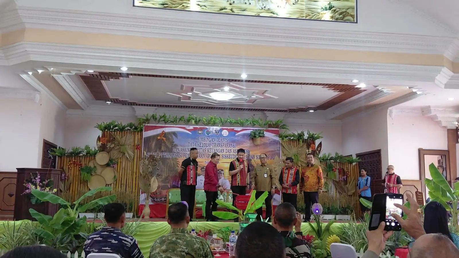 Bimtek Siskeudes dan Sipades, Pemkab KKT Perkuat Transparansi Pengelolaan Keuangan Desa