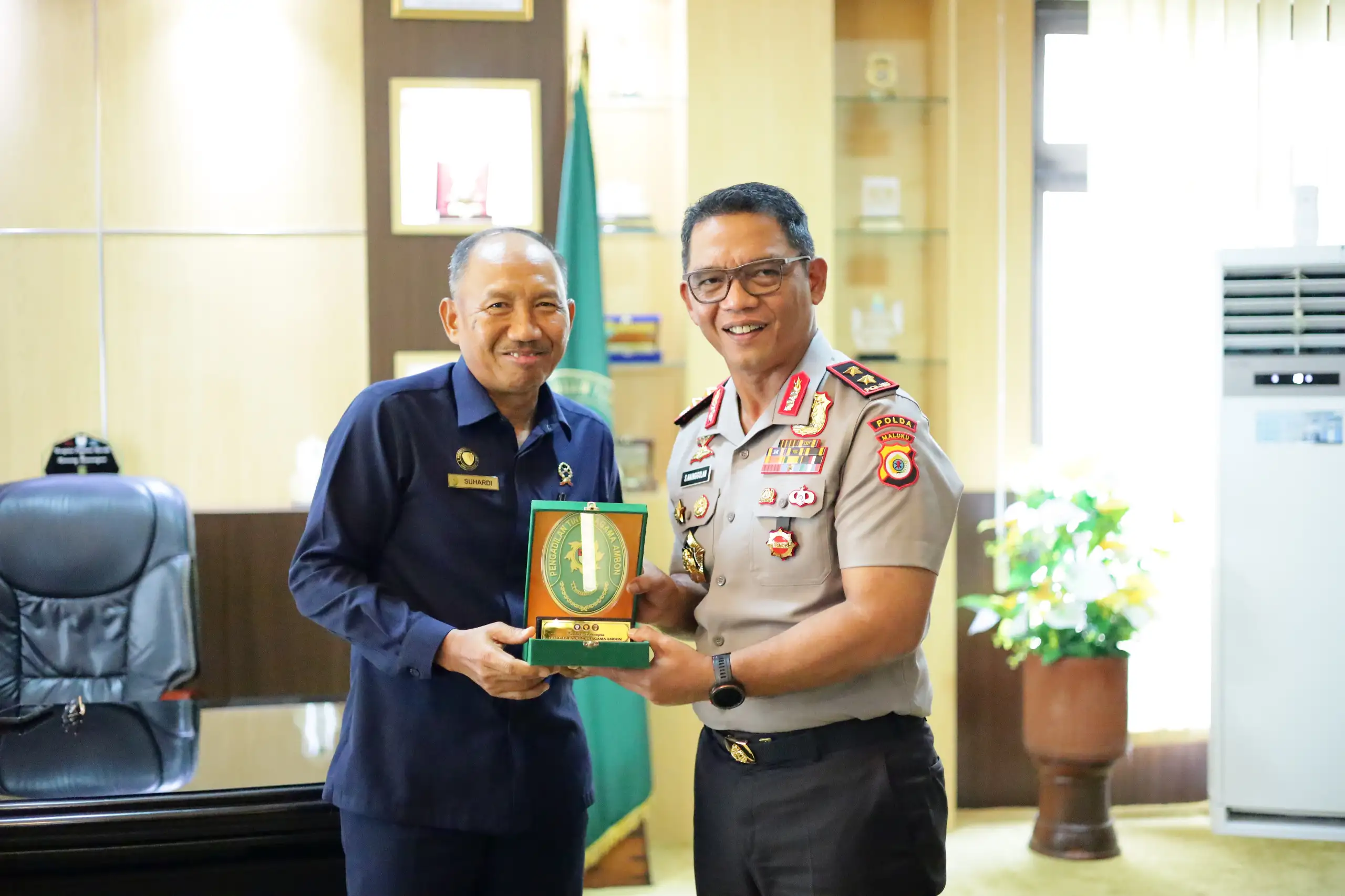 Kapolda Maluku dan Ketua Pengadilan Tinggi Agama Perkuat Sinergi, Dukung Kepastian Hukum dan Pelayanan Keadilan